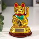 Maneki-neko tradicionális japán integető macska, szerencsét hoz - arany